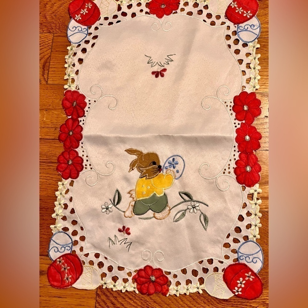 Set of 3 Vintage Easter Bunny Placemats Embroidered Battenburg Lace Cutwork Hobo
